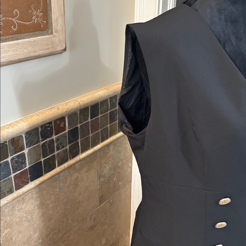 - Ladies Long Vest - Picture 4 of 5